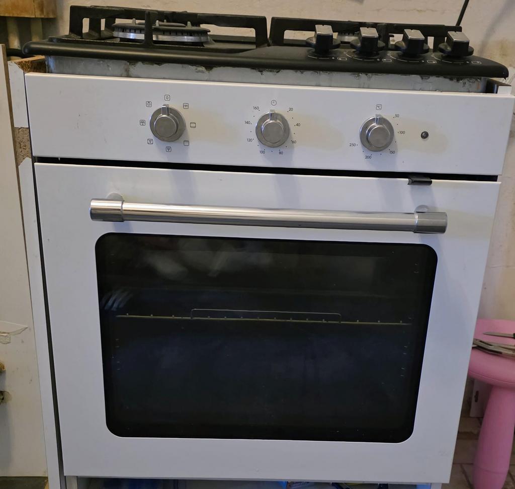 Four + cuisinière, Electroménager, Enlèvement, Comme neuf, Gaz