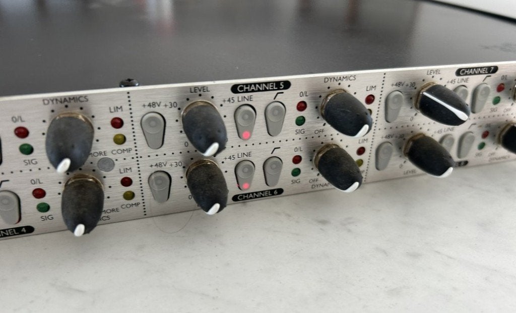Focusrite Octopre Platinum MK I 8x microfoon-voorversterker, Audio, Tv en Foto, Professionele apparaten, Ophalen of Verzenden