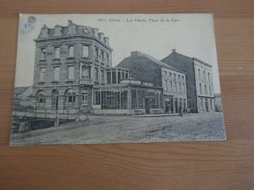 ciney les hôtels ,place de la gare, Ophalen of Verzenden, Gelopen, Namen
