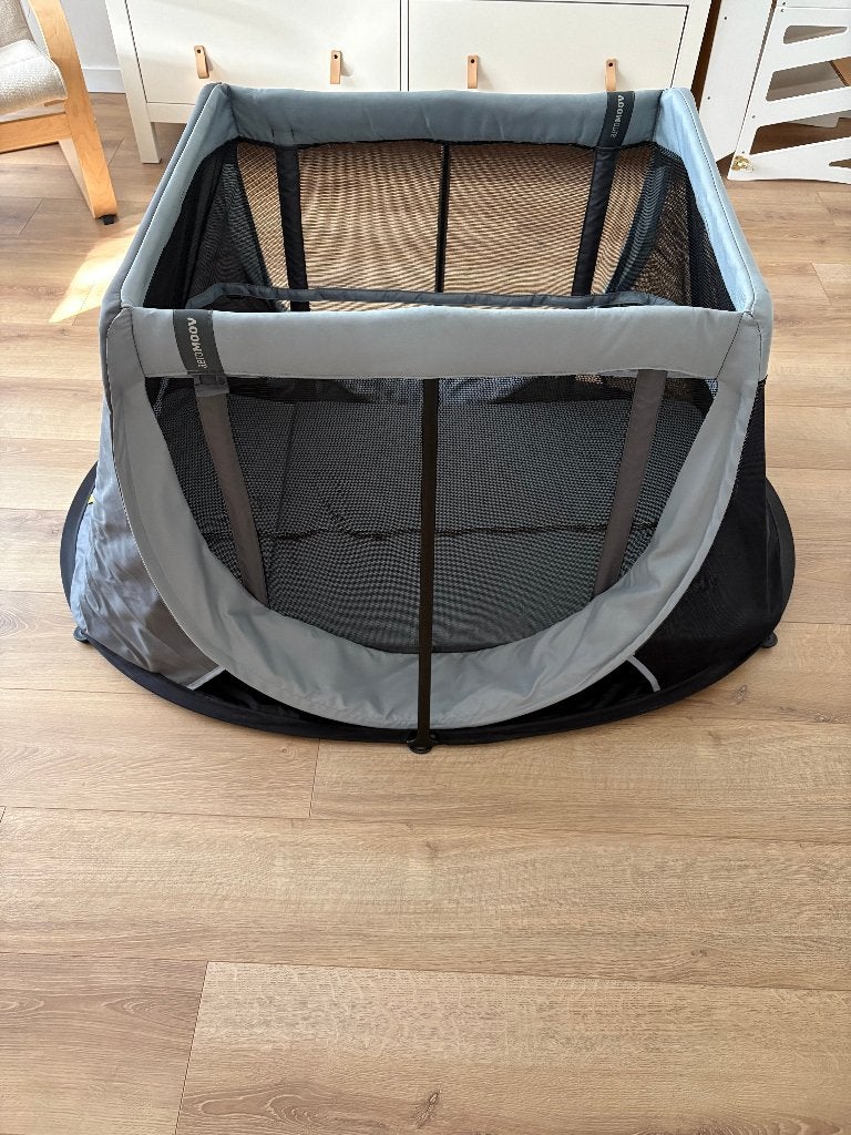 AeroMoov reisbed, Kinderen en Baby's, Ophalen, Zo goed als nieuw, Reisbedje