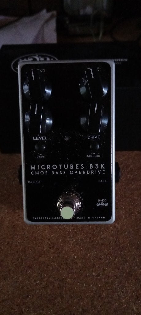 DARKGLASS B3K, Musique & Instruments, Effets, Comme neuf, Distortion, Overdrive ou Fuzz, Enlèvement ou Envoi