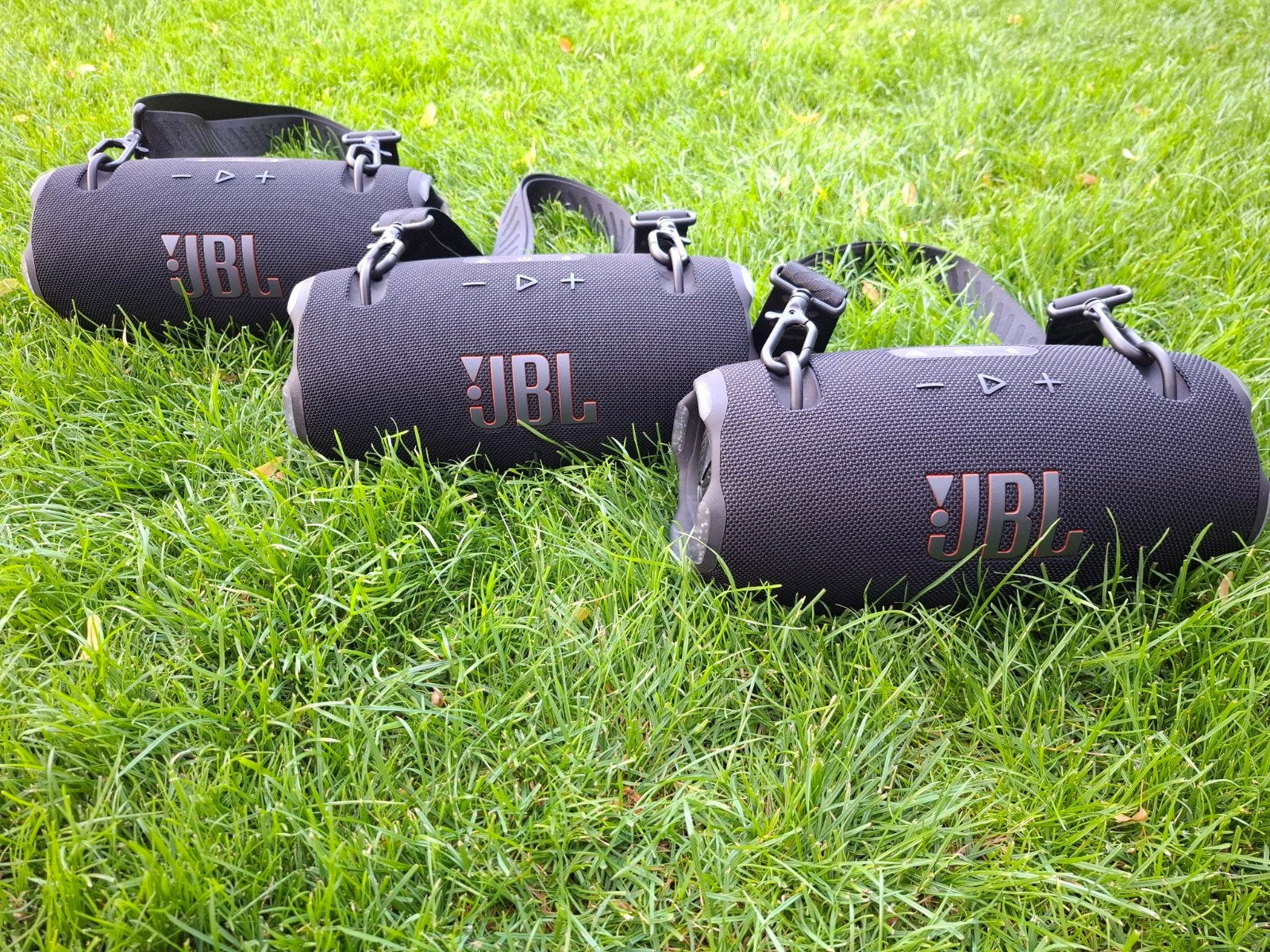 3x jbl xtreme 4 zwart als nieuw

Als nieuw

Met draagriem

A, Audio, Tv en Foto, Luidsprekerboxen, Ophalen, JBL