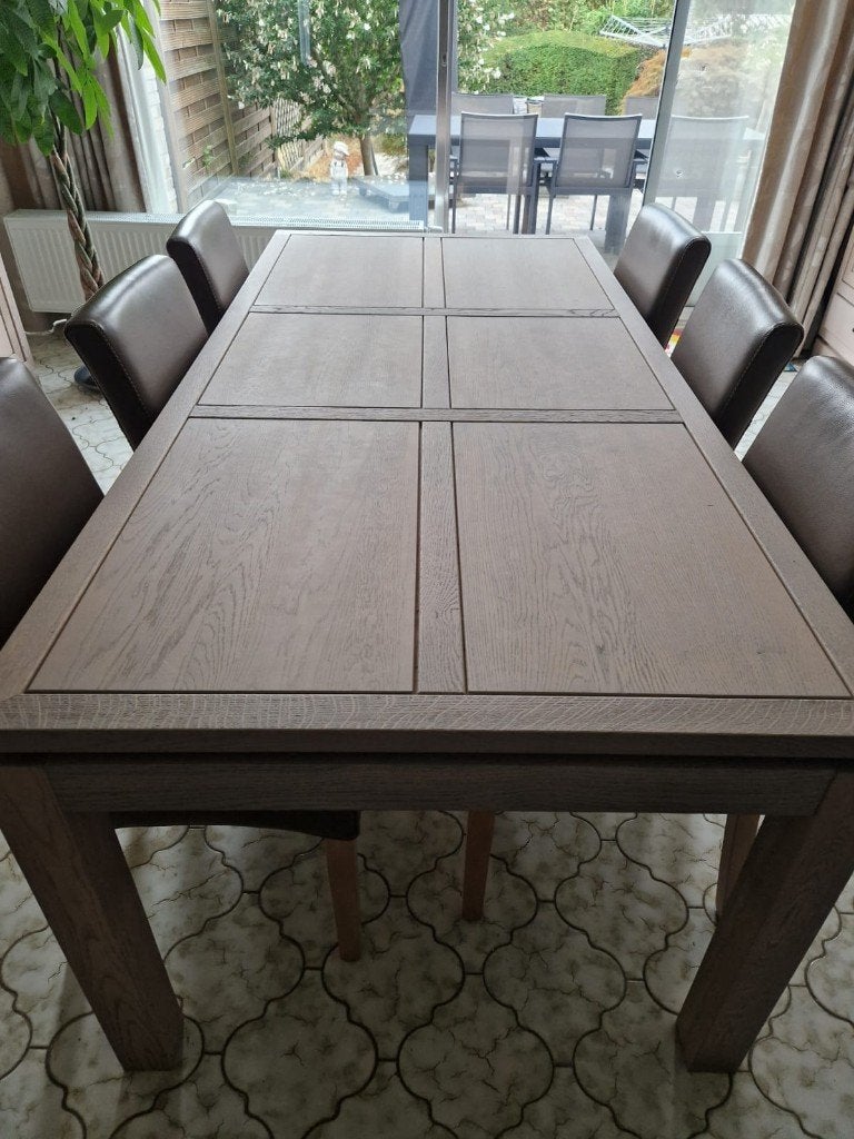 Tafel met 6 stoelen, Ophalen