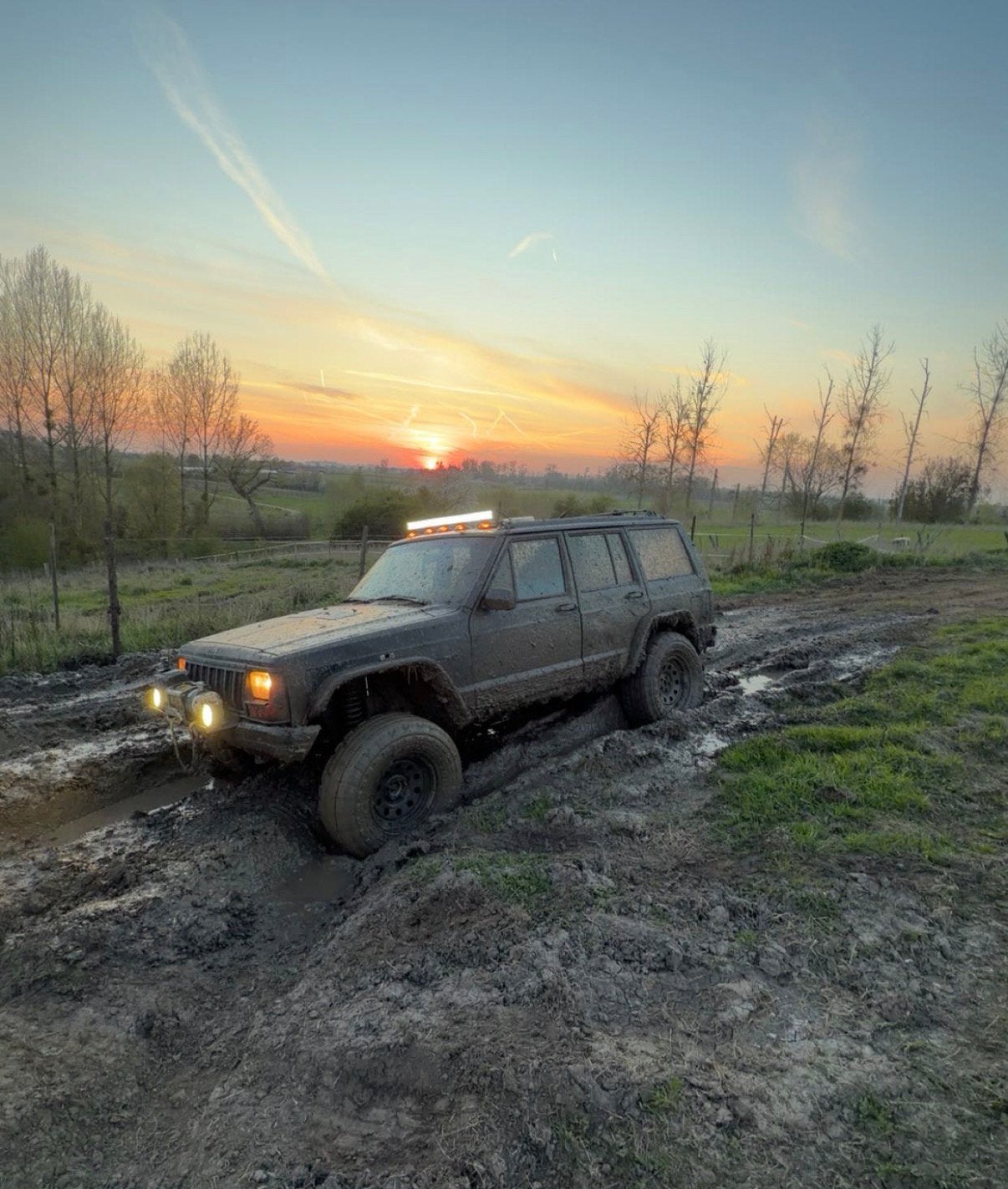 Jeep cherokee xj voor cross, Ophalen, Gebruikt, Jeep