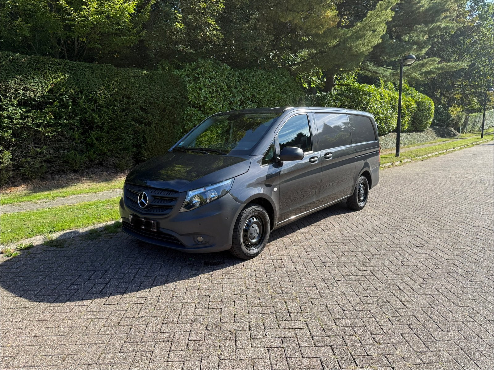 Super équipé. Vito 116 CDI anthracite / 2023 / État neuf, Autos, Achat, Euro 6, Autres couleurs, Diesel