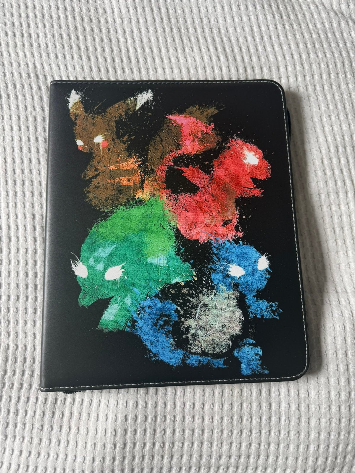 Cartes Pokémon et classeur: peut contenir plus de 800 cartes, Hobby & Loisirs créatifs, Enlèvement, Comme neuf, Plusieurs cartes