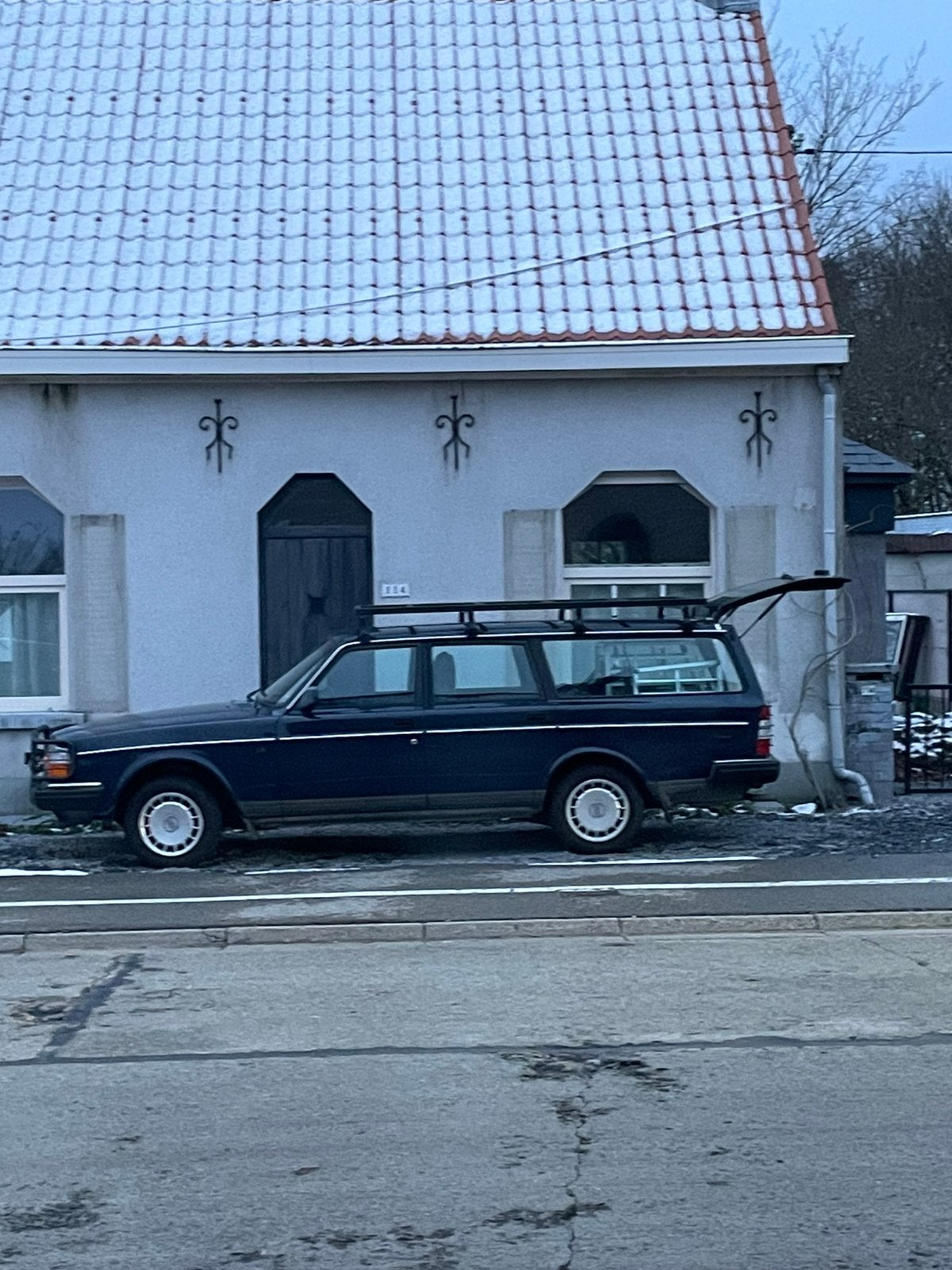 Volvo 245, Autos, Volvo, Particulier, Attache-remorque, LPG, Break, 5 portes, Boîte manuelle, Bleu, Bleu, Tissu, Propulsion arrière