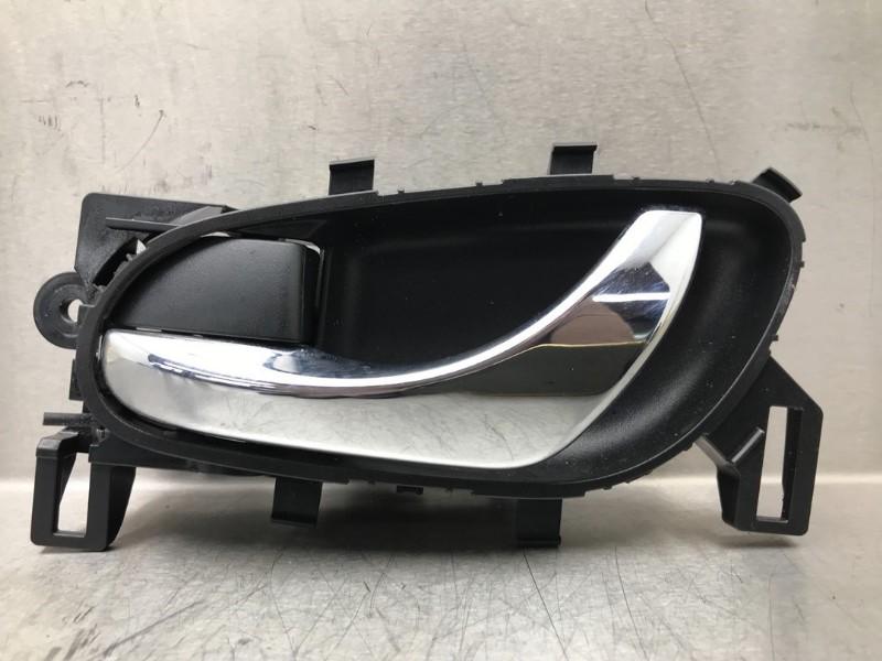 PORTIERGREEP BUITEN LINKS VOOR Nissan X-Trail (T32), Auto-onderdelen, Carrosserie, Nissan, Voor, Links, Gebruikt