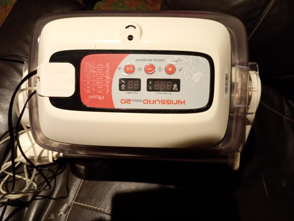 Broedmachine Rcom Kingsuro max 20, Ophalen