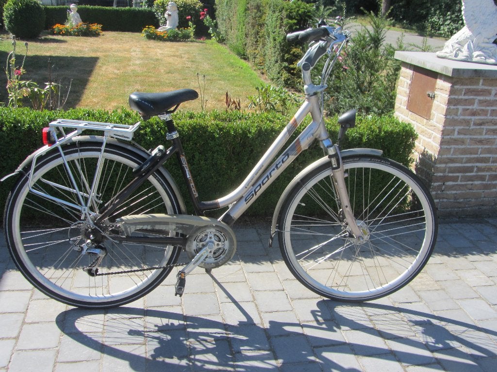 Damesfiets Sparta 28 insch, Ophalen, Sparta, (Extra) lage instap, Zo goed als nieuw