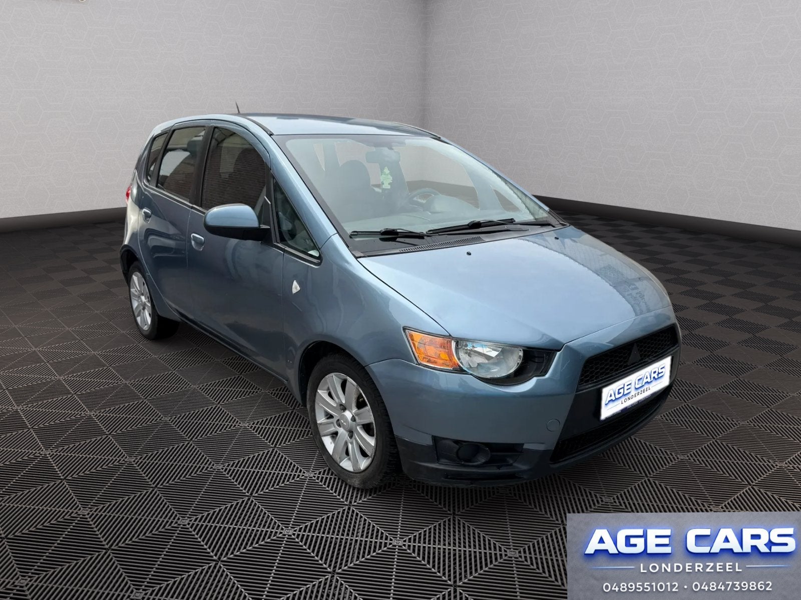 Mitsubishi Colt boîte automatique essence, Achat, https://public.car-pass.be/vhr/b8b4256b-1b57-4b33-a3e5-6b95dba07816, Entreprise