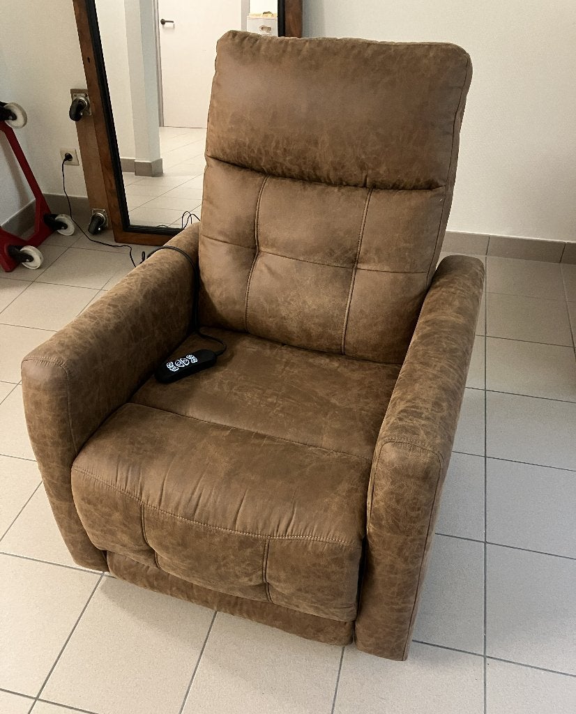 Relax en Lift zetel in Nubuck, Huis en Inrichting, Ophalen, Eenpersoons, Nieuw, Rechte bank
