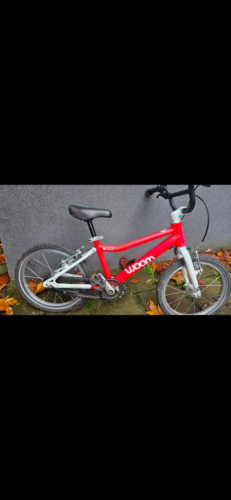 Woom 3 rode kinderfiets, Fietsen en Brommers, Ophalen, Gebruikt, Velgrem, 16 tot 20 inch