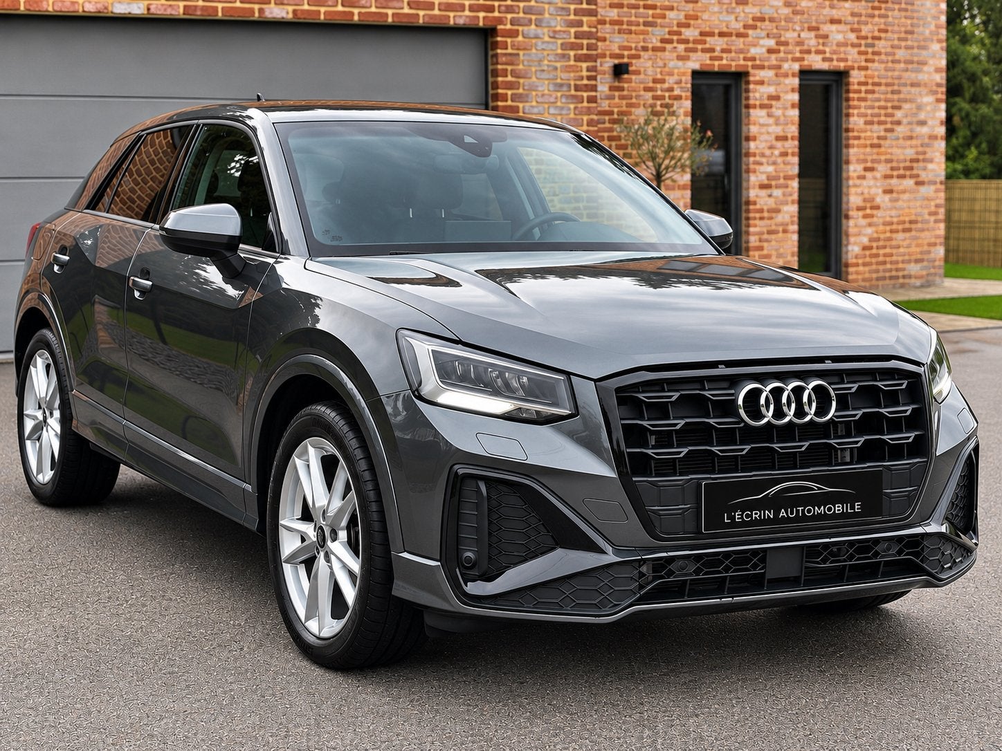 Audi Q2 1.5 TSI S line boite auto Garantie 12 mois!!, Leder, 5 deurs, Particulier, SUV of Terreinwagen