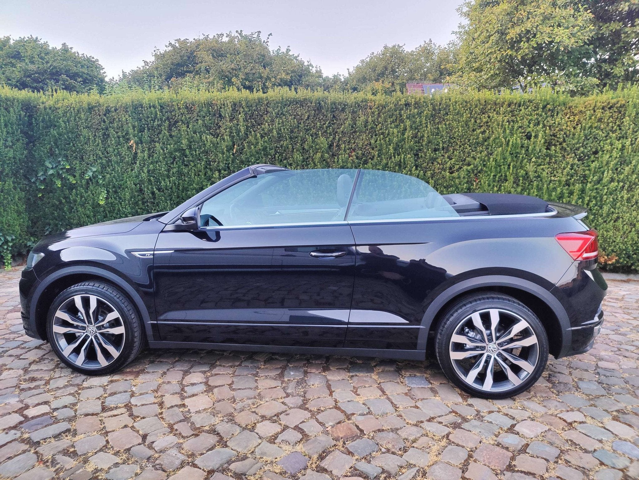 Volkswagen T-Roc T-Roc Cabriolet 1.5 TSI R-Line OPF DSG, Auto's, 4 zetels, 158 g/km, 4 cilinders, Cabriolet