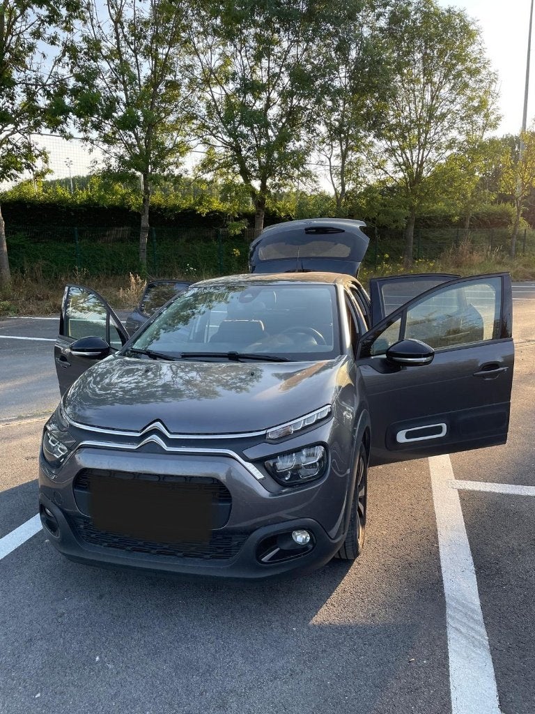 Citroën C3 1.2i PureTech Shine, Argent ou Gris, Achat, Commande vocale, Euro 6