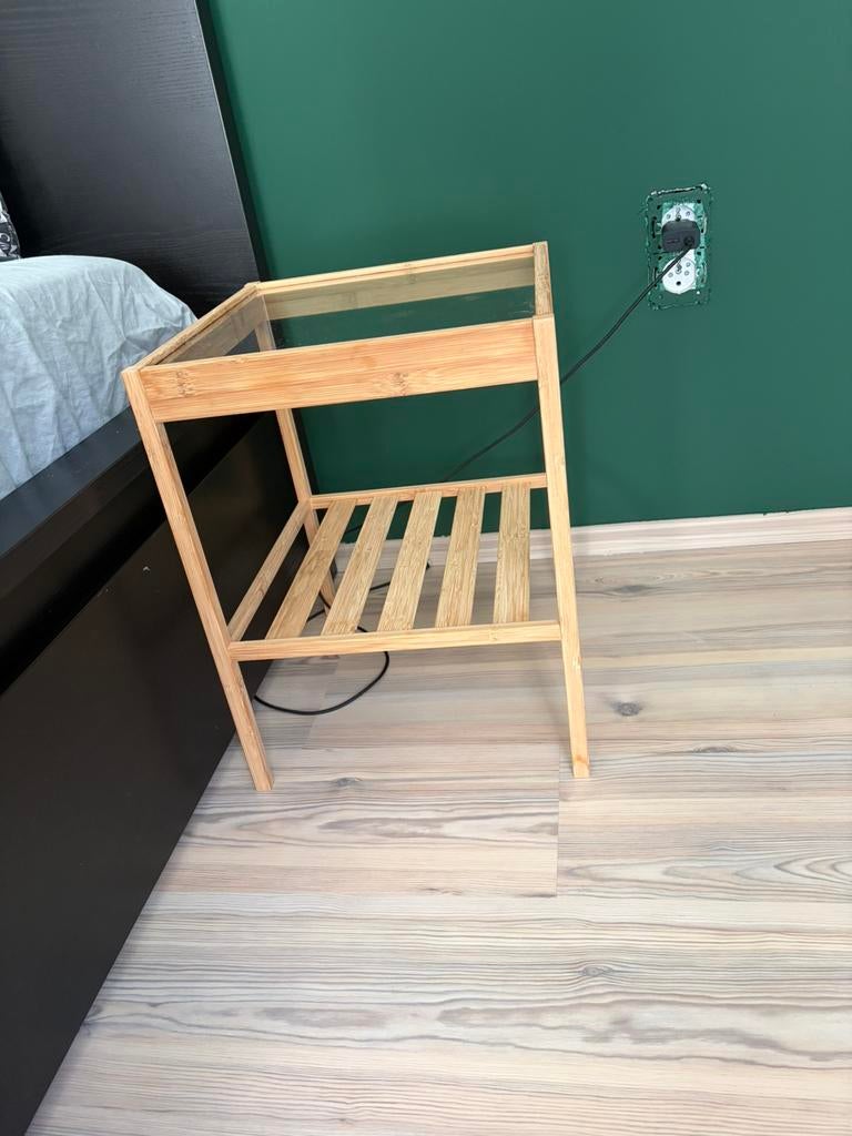 Nachttafel, Enlèvement, Utilisé, Verre
