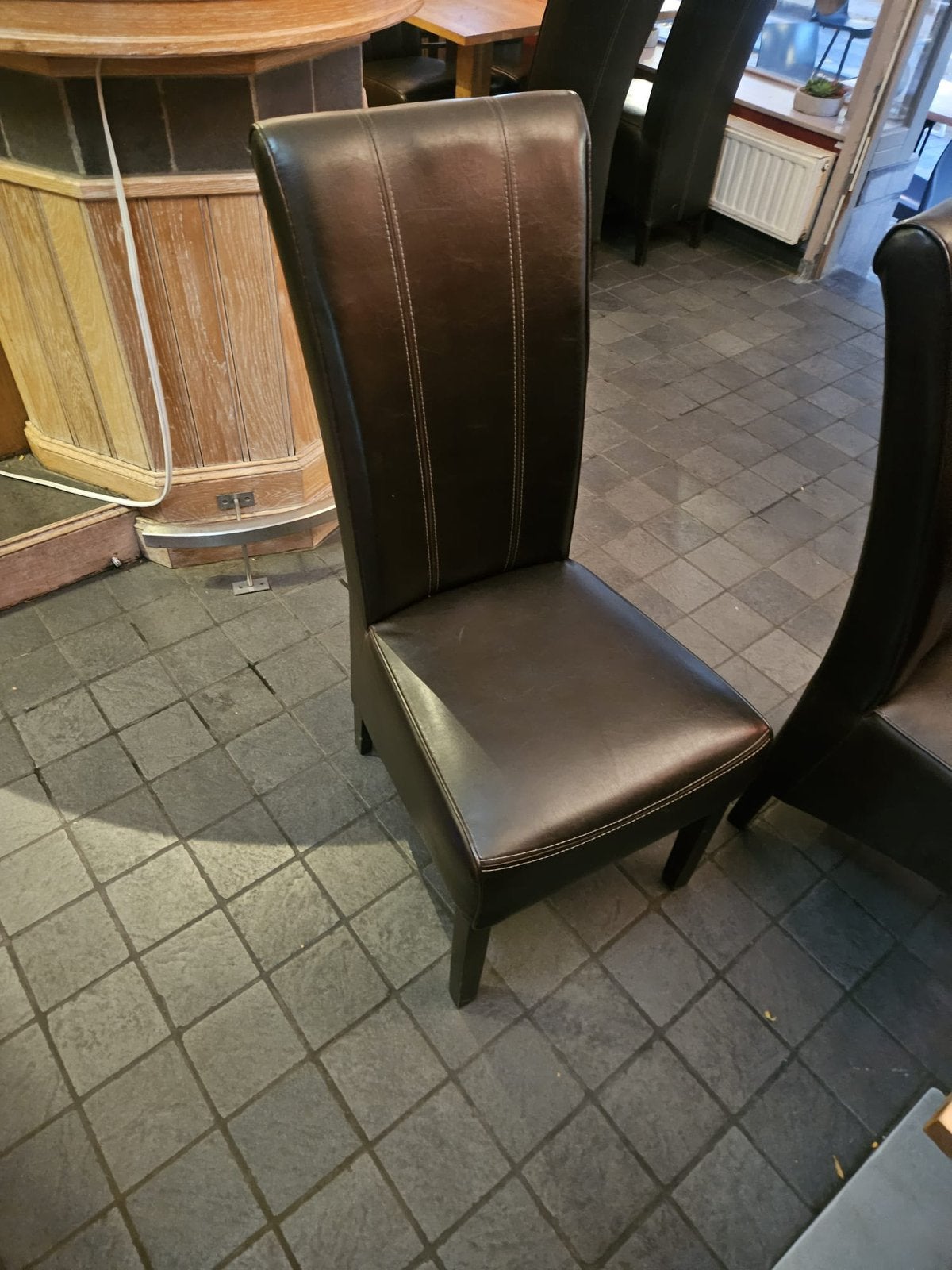 Horeca stoelen te koop ( bruine)  /15 stuks, Ophalen