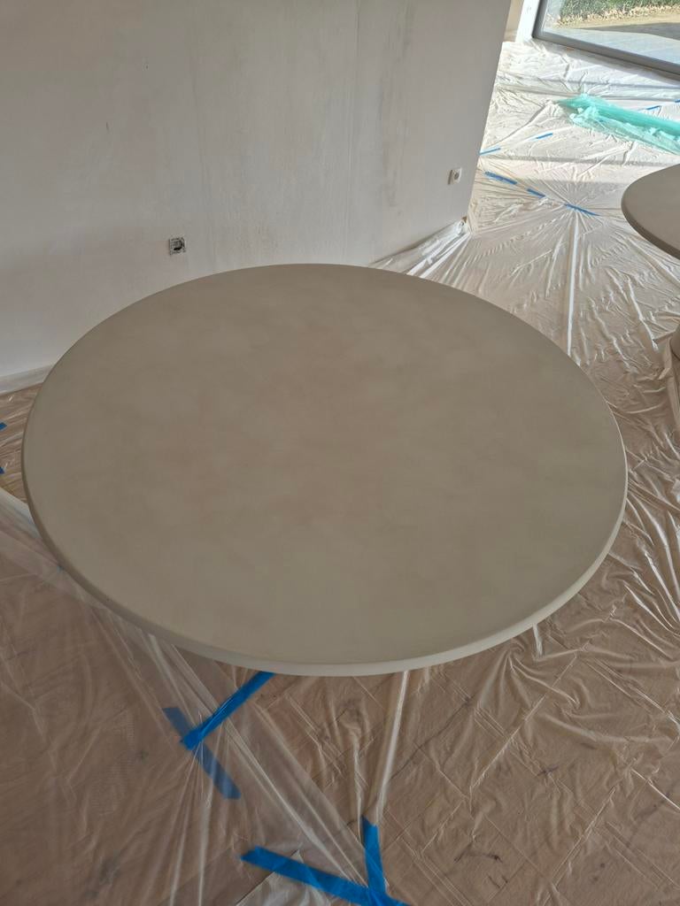 Unieke design tafel – microcement / microtopping / mortex, Ophalen