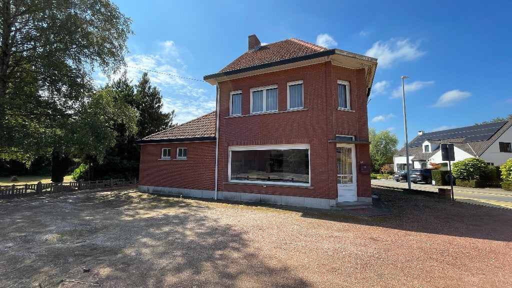 Zichem: Te renoveren woning, Immo, 500 tot 1000 m², Zichem, Vrijstaande woning, Provincie Vlaams-Brabant