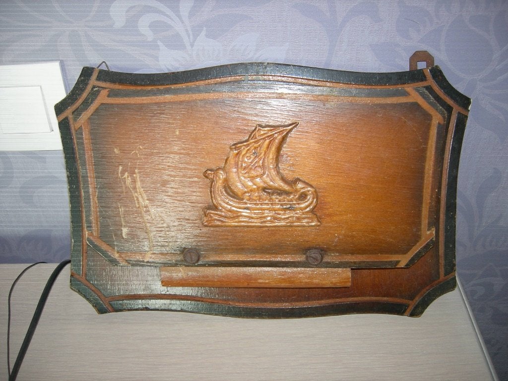 Oude krantenhouder (moet hersteld worden), Huis en Inrichting, Ophalen of Verzenden, Gebruikt