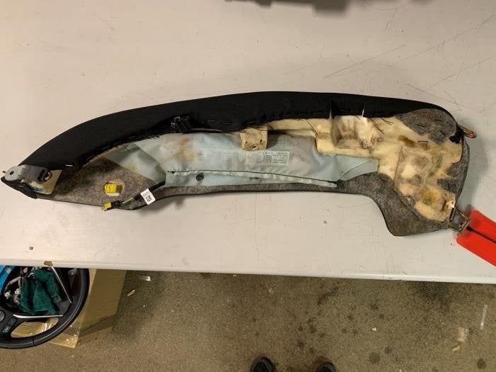 Achterbank airbag links van een Volkswagen Golf, Gebruikt, -, Volkswagen, -