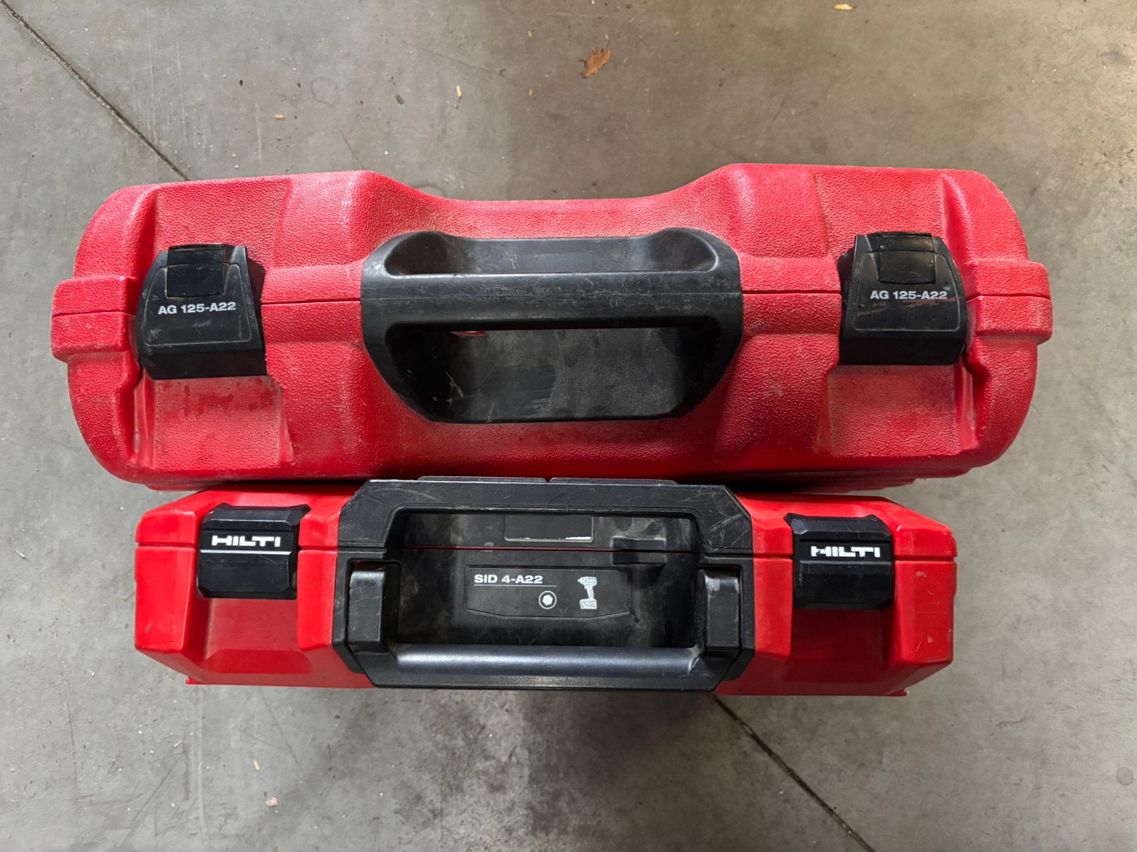 Hilti slagschroefmachine en haakse slijper, Doe-het-zelf en Bouw, Ophalen of Verzenden, Gebruikt, Boor- en Schroefmachine, Klopboormechanisme