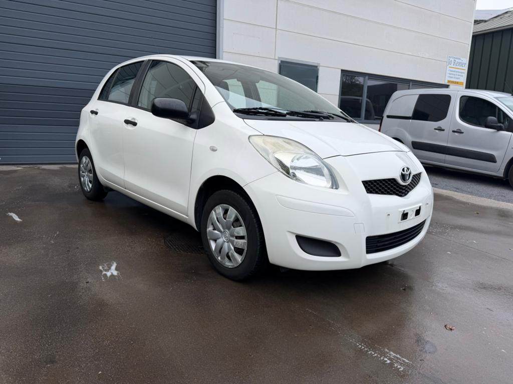 Toyota Yaris 1.0Benzine / blanco gekeurd, Autos, Achat, Entreprise, Radio, Yaris