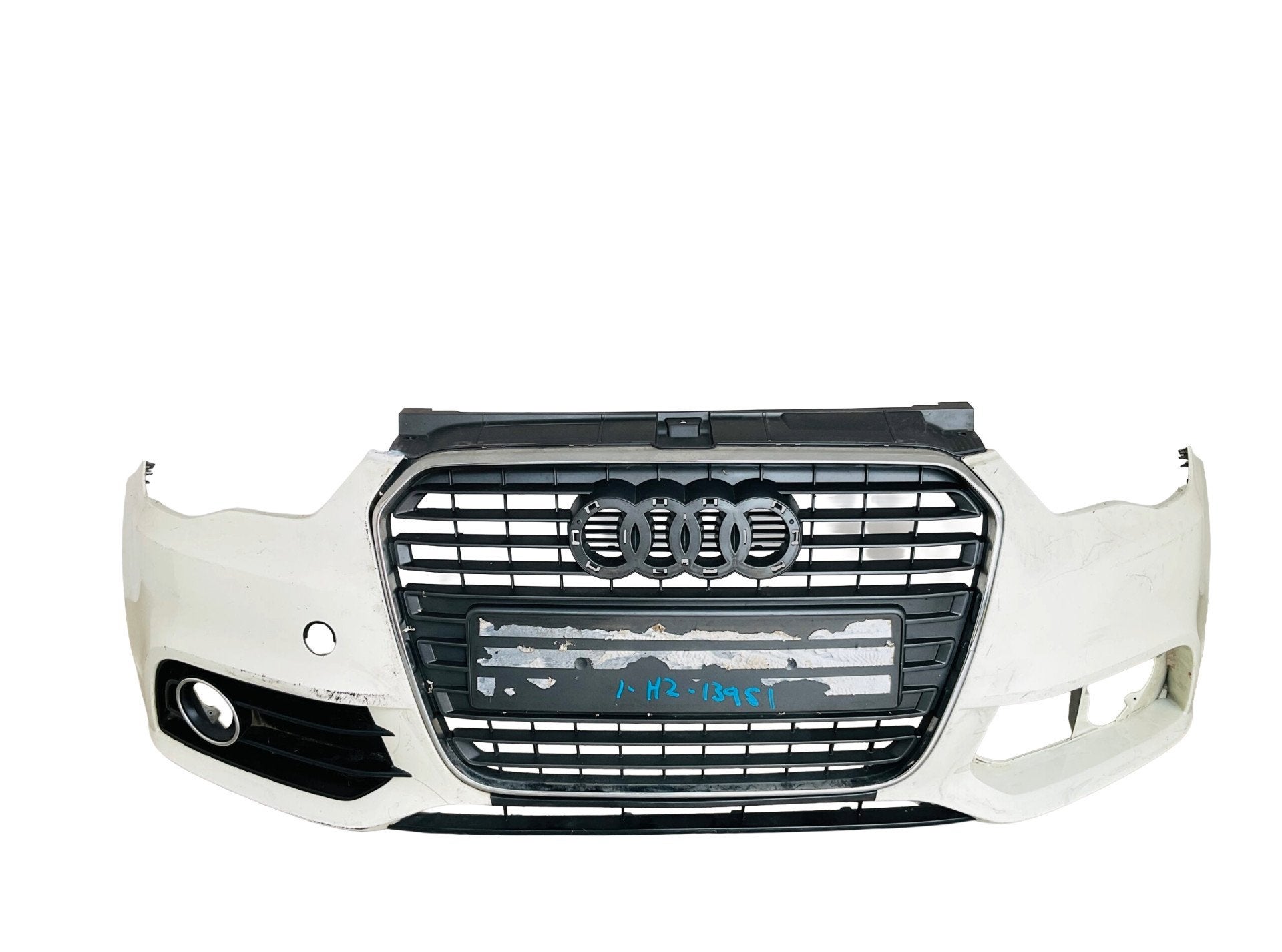 Bumper Audi A1 8X0 Normaal 2010-2015 Voorbumper 1-H2-13951z, Auto-onderdelen, Gebruikt, AUDI AG, Auto-Union-Strasse 1
85045  Ingolstadt, DE