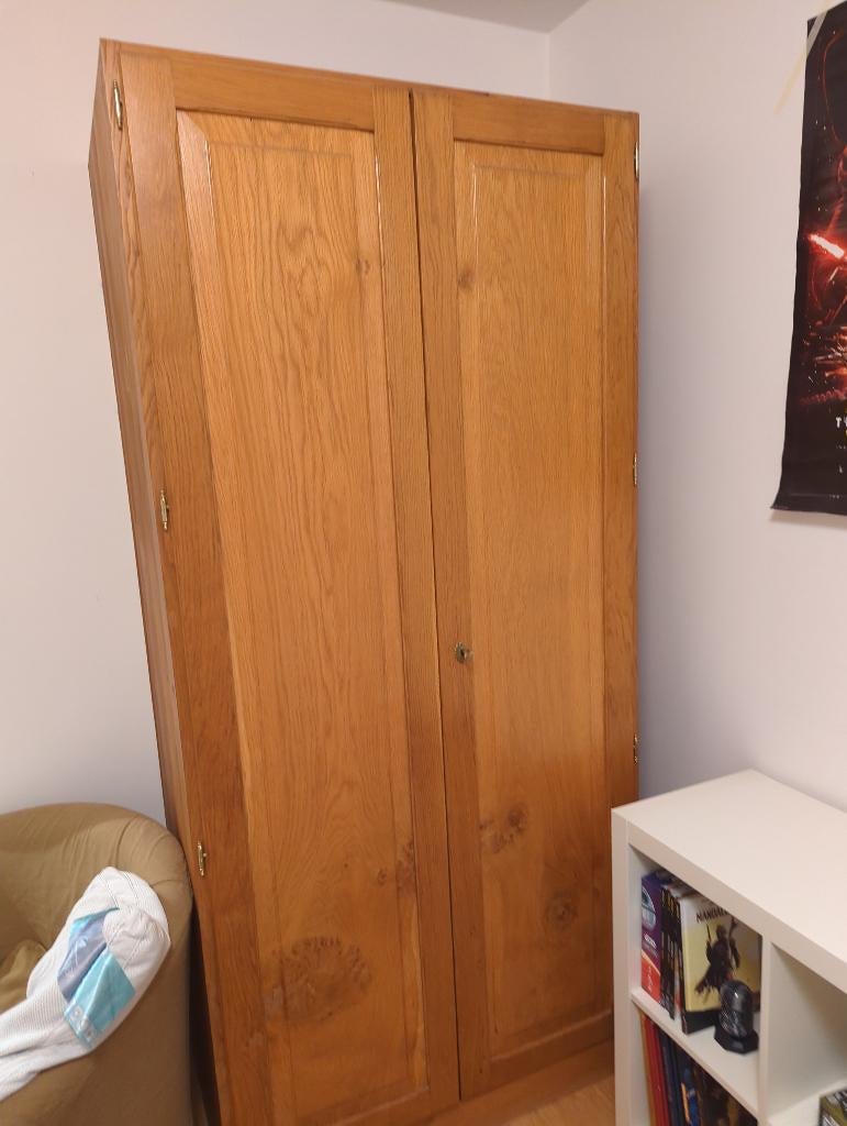 Garde-robe en bois massif, Maison & Meubles, Armoires | Penderies & Garde-robes, Enlèvement, Comme neuf