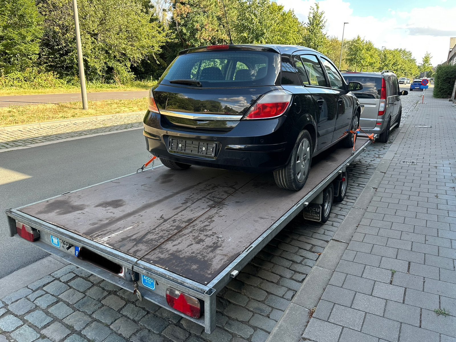 GOEDKOOPSTE TAKELDIENST AUTOTRANSPORT!, Enlèvement
