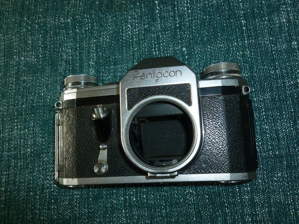 Pentacon F, Enlèvement ou Envoi, 1940 à 1960, Appareils photo