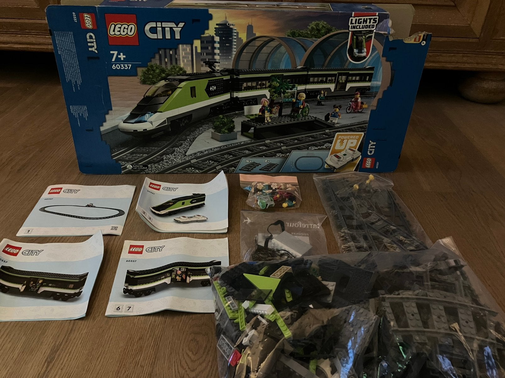 Trein LEGO City 60337 + wissel 60238 + extra sporen 60205, Hobby en Vrije tijd, Ophalen, Zo goed als nieuw