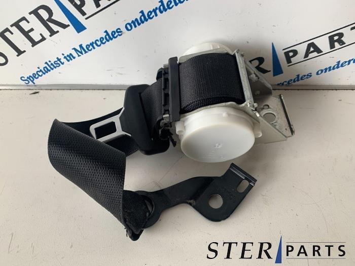 Ceinture de sécurité arrière centre d'un Mercedes E-Klass, 3 mois de garantie, Utilisé, -, -