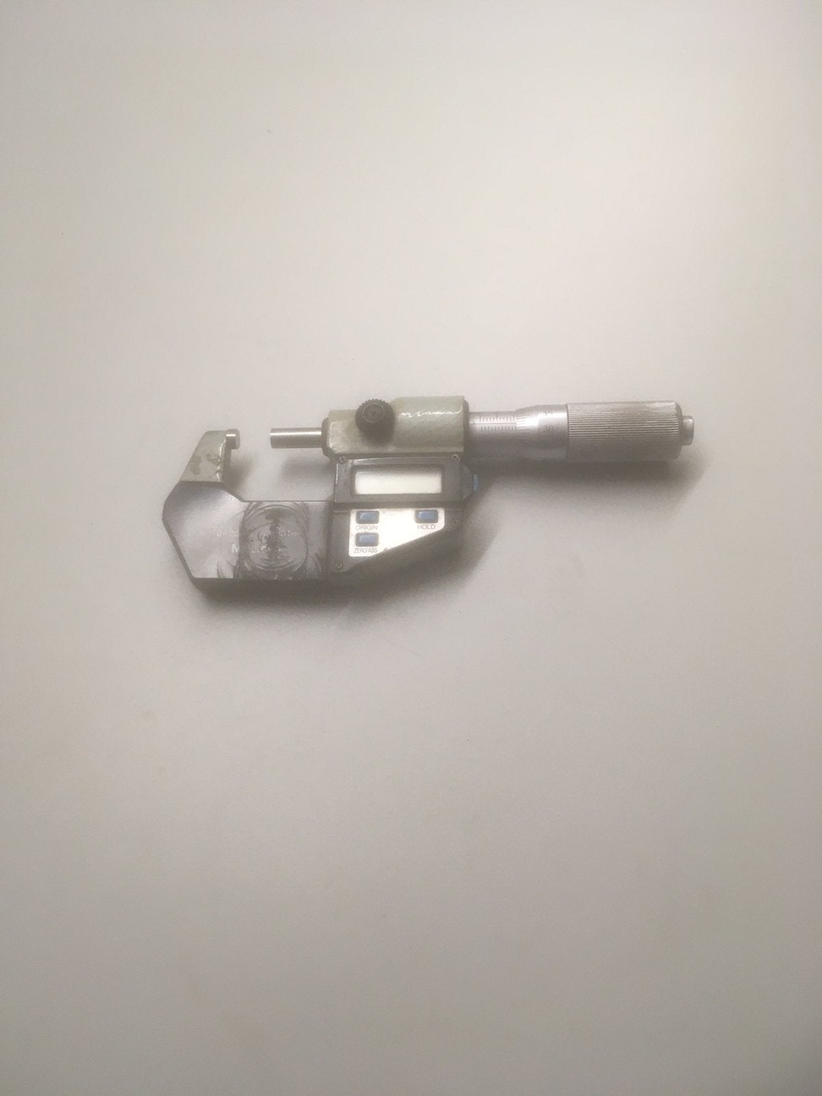 Digitale buitenmicrometer van 0-25mmm, Doe-het-zelf en Bouw, Meetapparatuur, Ophalen of Verzenden