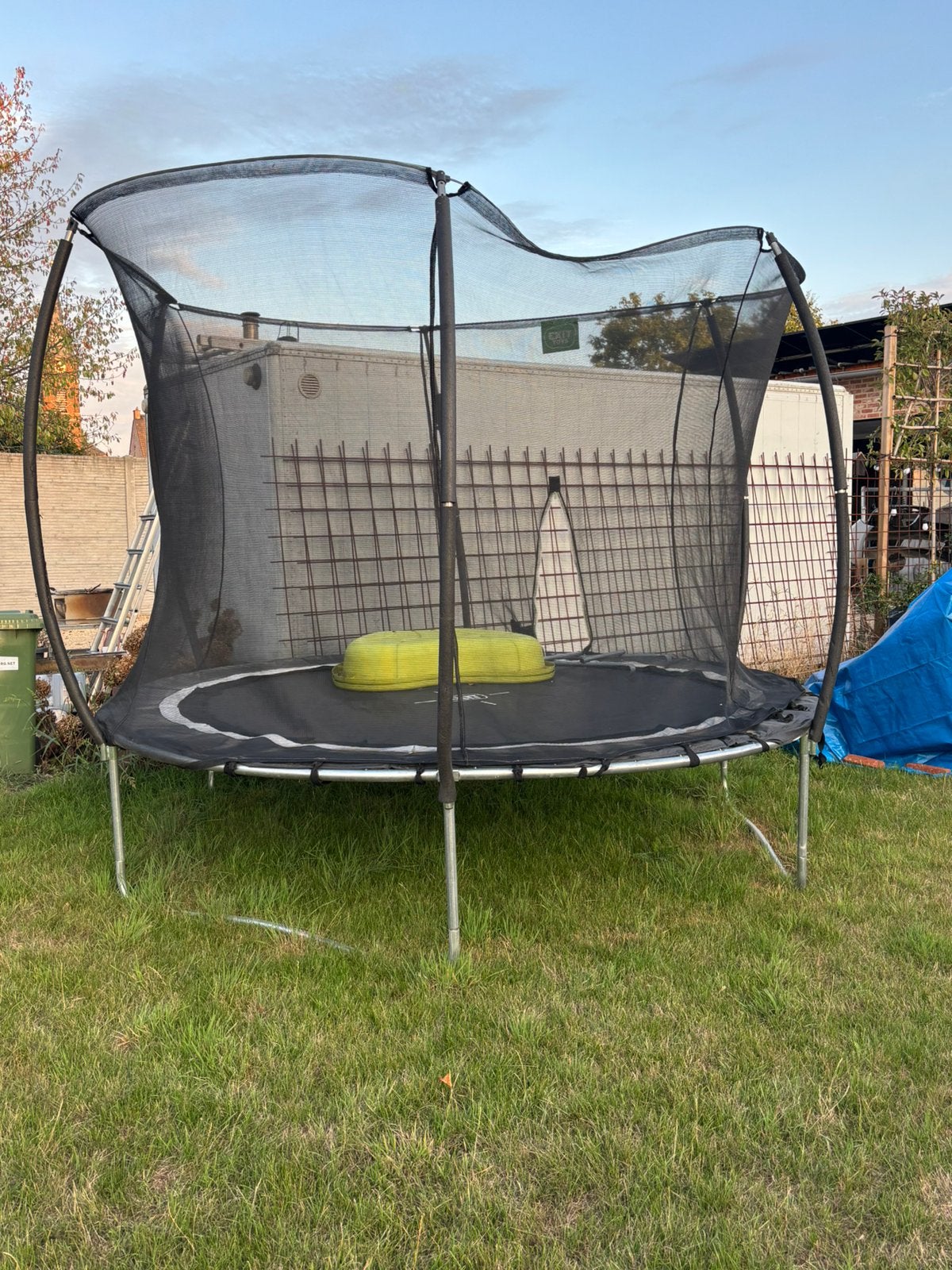 Trampoline in goede staat, Ophalen, Zo goed als nieuw