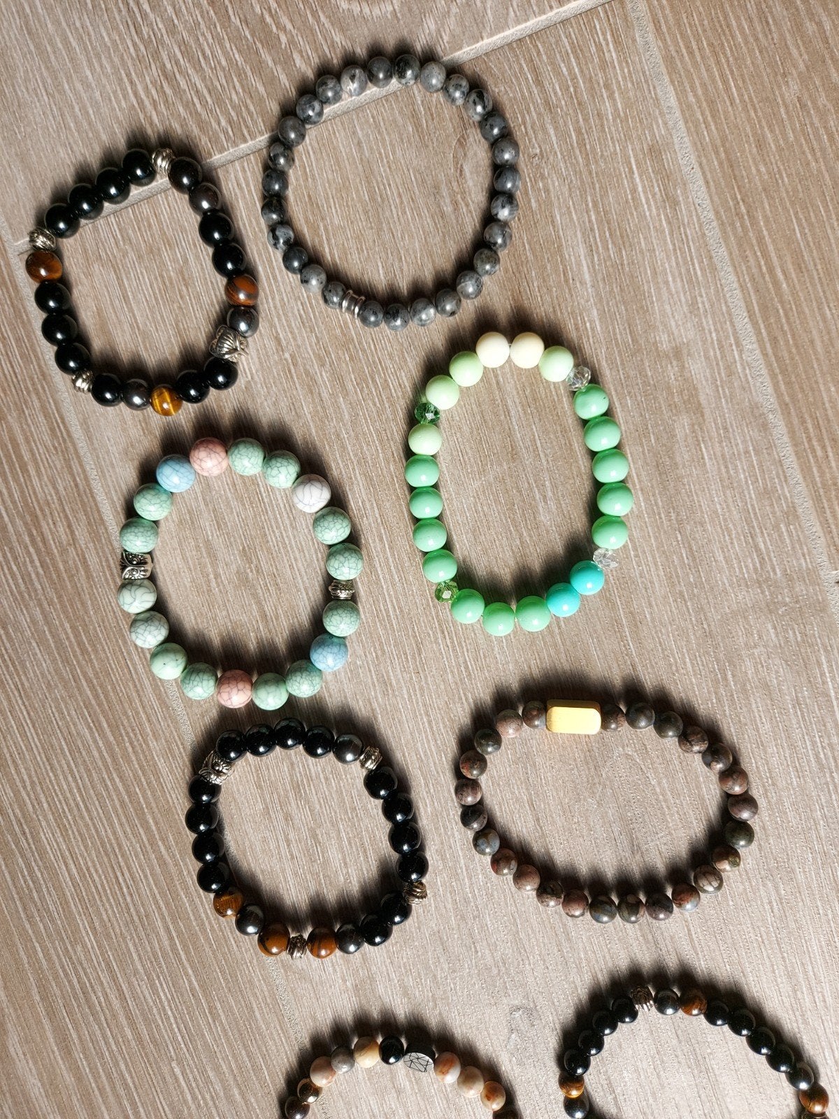 bracelets, perles, 8 pièces, neufs, non portés., Enlèvement ou Envoi, Neuf, Avec bracelets à breloques ou perles