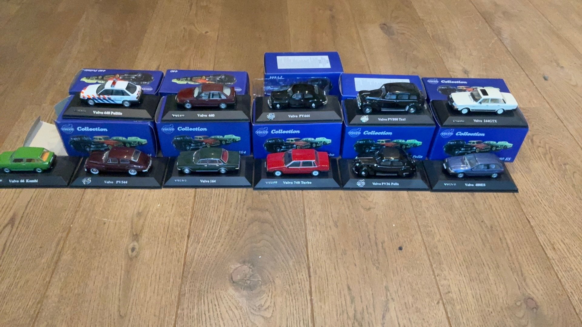 Voitures “Volvo” miniature : lot, Enlèvement, Utilisé