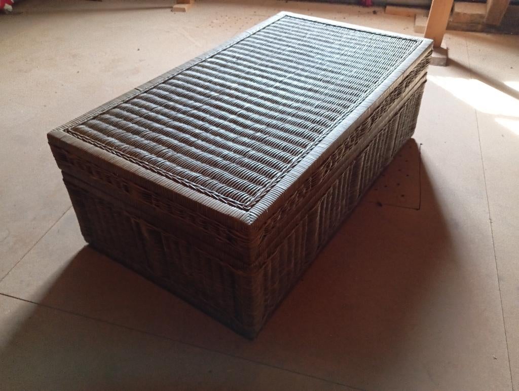 Rieten (salon) tafel, Huis en Inrichting, Ophalen, Riet, Gebruikt, 100 tot 150 cm