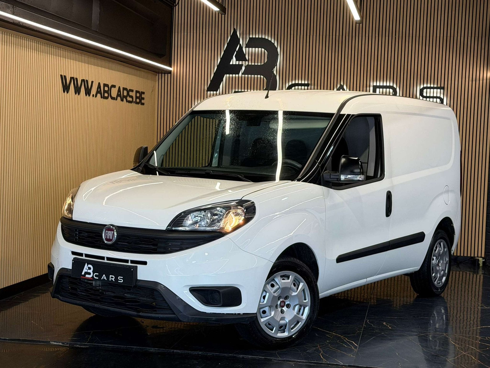 Fiat Doblò 1.4i * UTILITAIRE * 1ER PROPRIETAIRE *, Achat, Entreprise, 2 places, Boîte manuelle