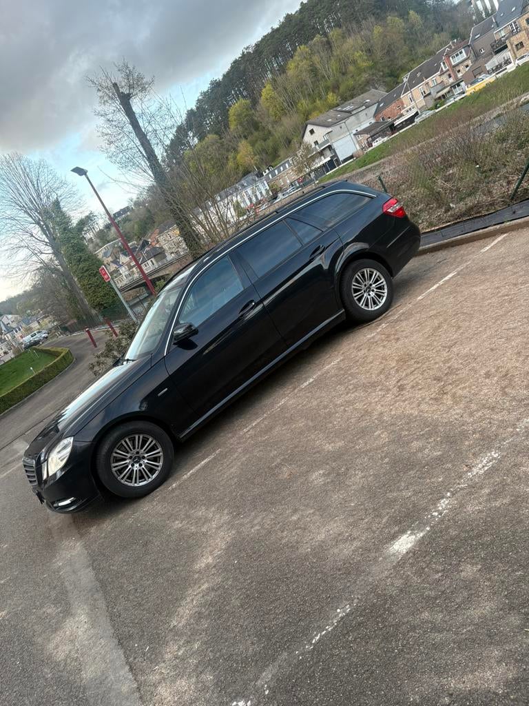 Mercedes benz e250 cdi station, Autos, Achat, 4 portes, Noir, Automatique