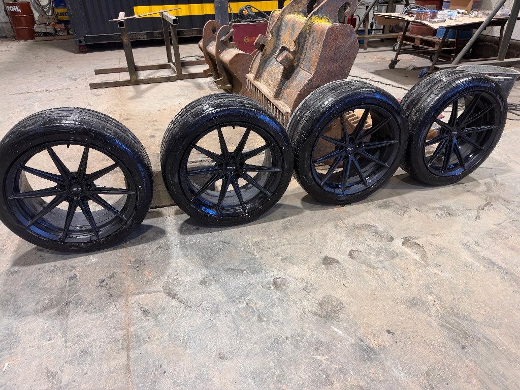 Vossen 22'' velgen + banden te koop, Autos : Pièces & Accessoires, Pneus & Jantes, Pneus et Jantes, Autres dimensions, Enlèvement