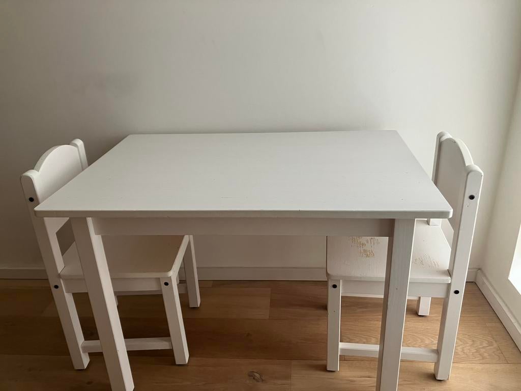 Ikea kindertafel + 2 stoelen, Kinderen en Baby's, Ophalen, Gebruikt