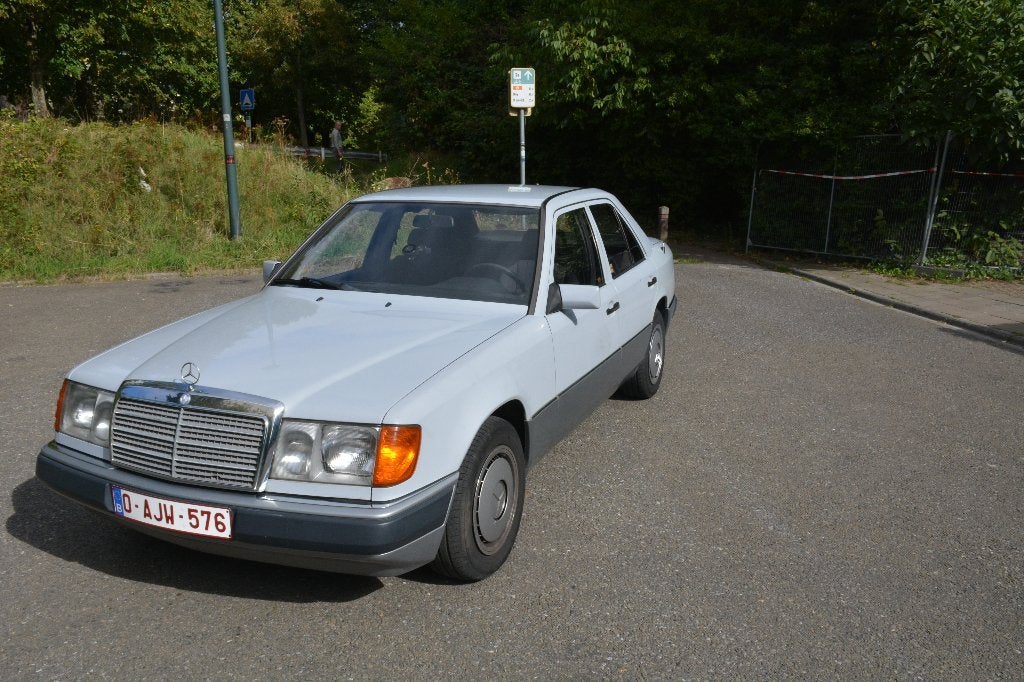 Mercedes 200D uit 1993, foto 3