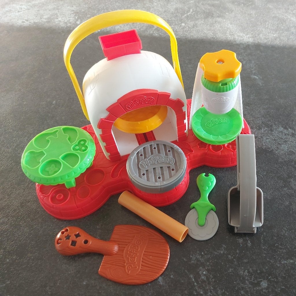 Speelgoed klei Play-Doh: Pizza Chef - 2 stuks beschikbaar, Ophalen of Verzenden, Zo goed als nieuw, Jongen of Meisje