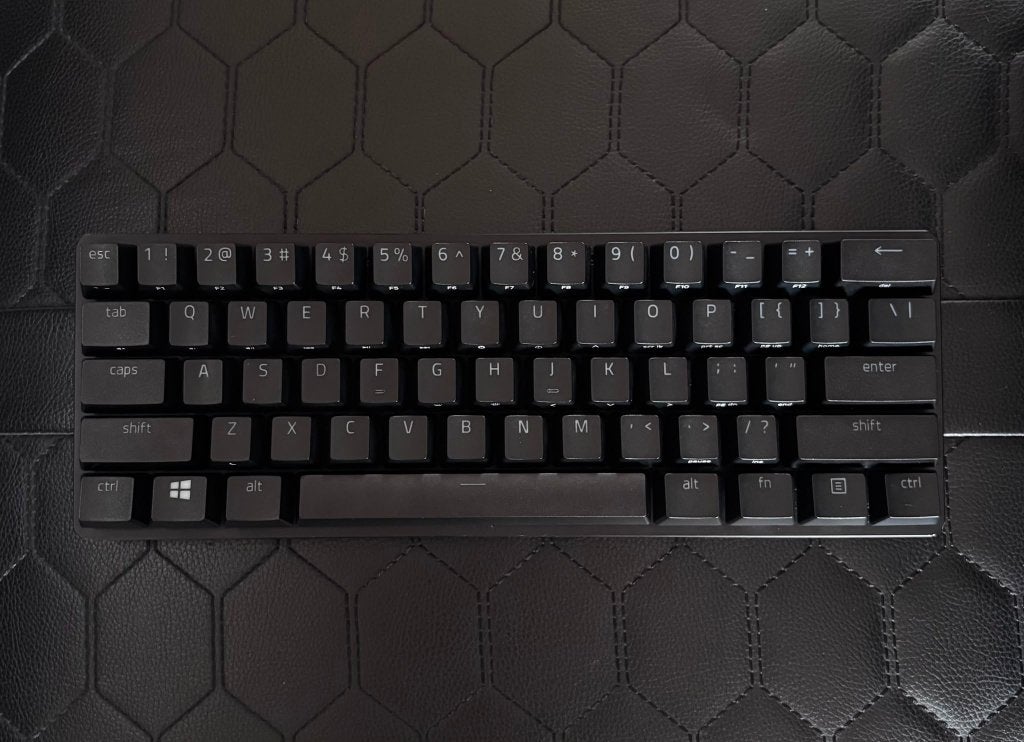 Razer Huntsman mini-keyboard (paarse switches) - US Qwerty, Computers en Software, Toetsenborden, Ophalen, Verlichte toetsen, Zo goed als nieuw