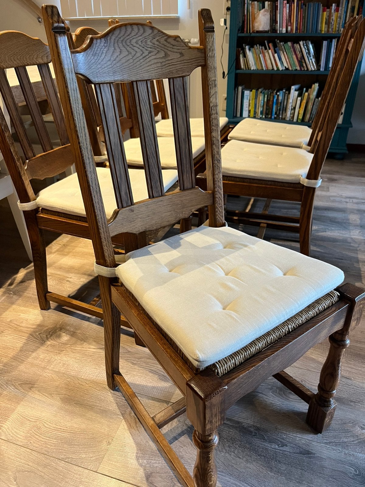 Set van 6 eikenhouten eetkamerstoelen met biezen mat., Bois, Brun, Enlèvement, Cinq, Six Chaises ou plus