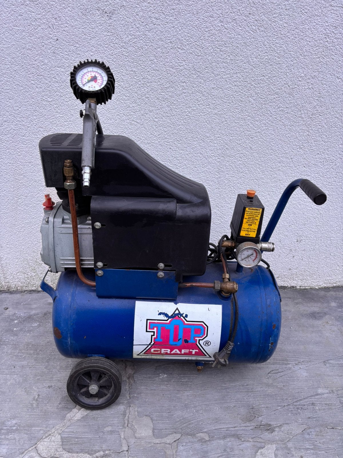 Compressor, Doe-het-zelf en Bouw, Compressors, Ophalen, 6 tot 10 bar, Zo goed als nieuw, Olievrij