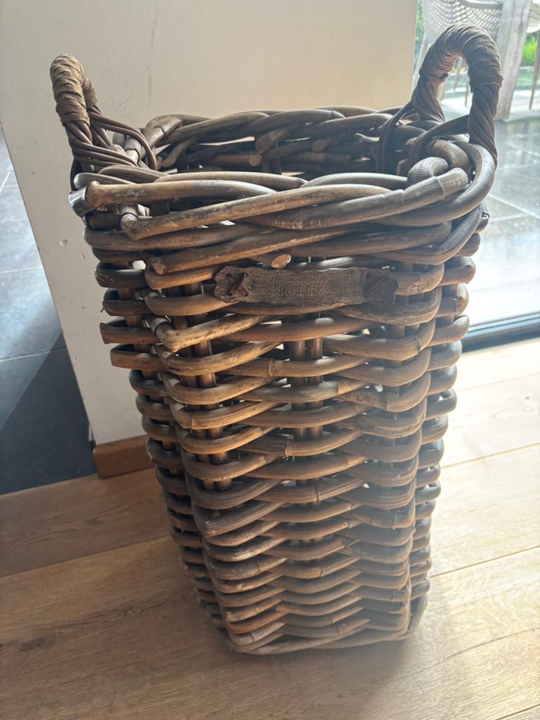 Mand hoffz, Enlèvement, Comme neuf, Panier