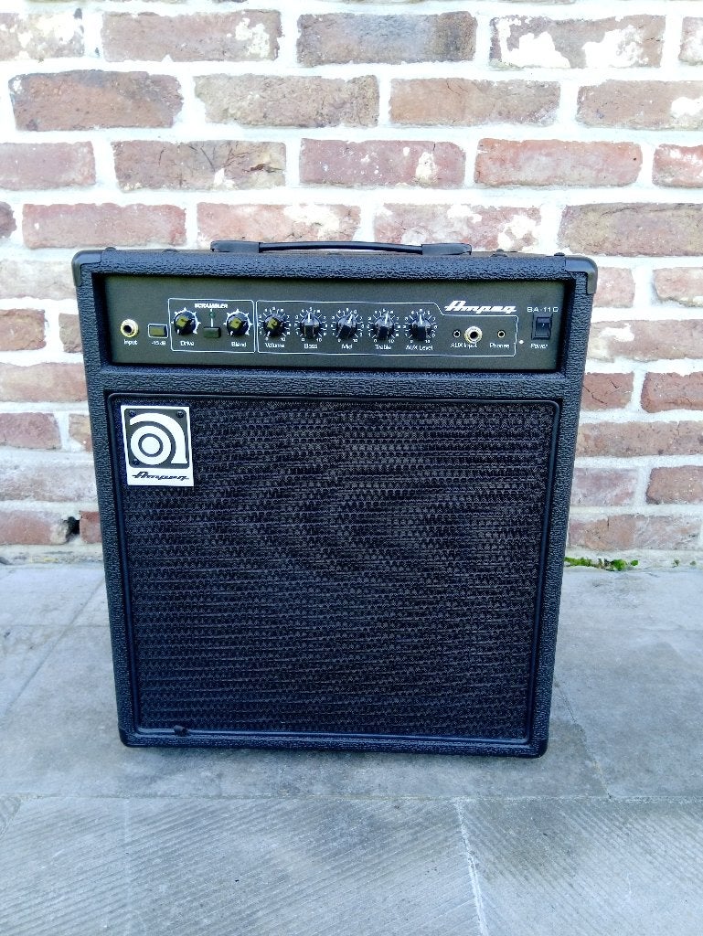 Basversterker, Muziek en Instrumenten, Ophalen, Zo goed als nieuw, Basgitaar, Minder dan 50 watt